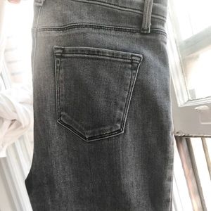 J BRAND Maria High Rise Skinny in grey